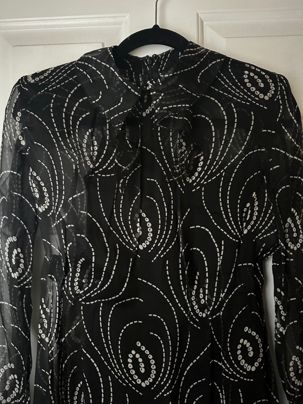Prada Midi Dress 100% silk estate found - Picture 4 of 6